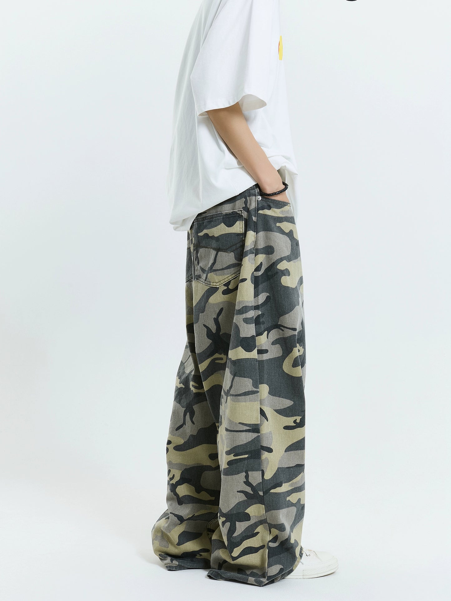 MICHINNYON American Vintage Straight Camouflage Jeans for Men and Women Versatile Casual Wash Wide-leg Trousers