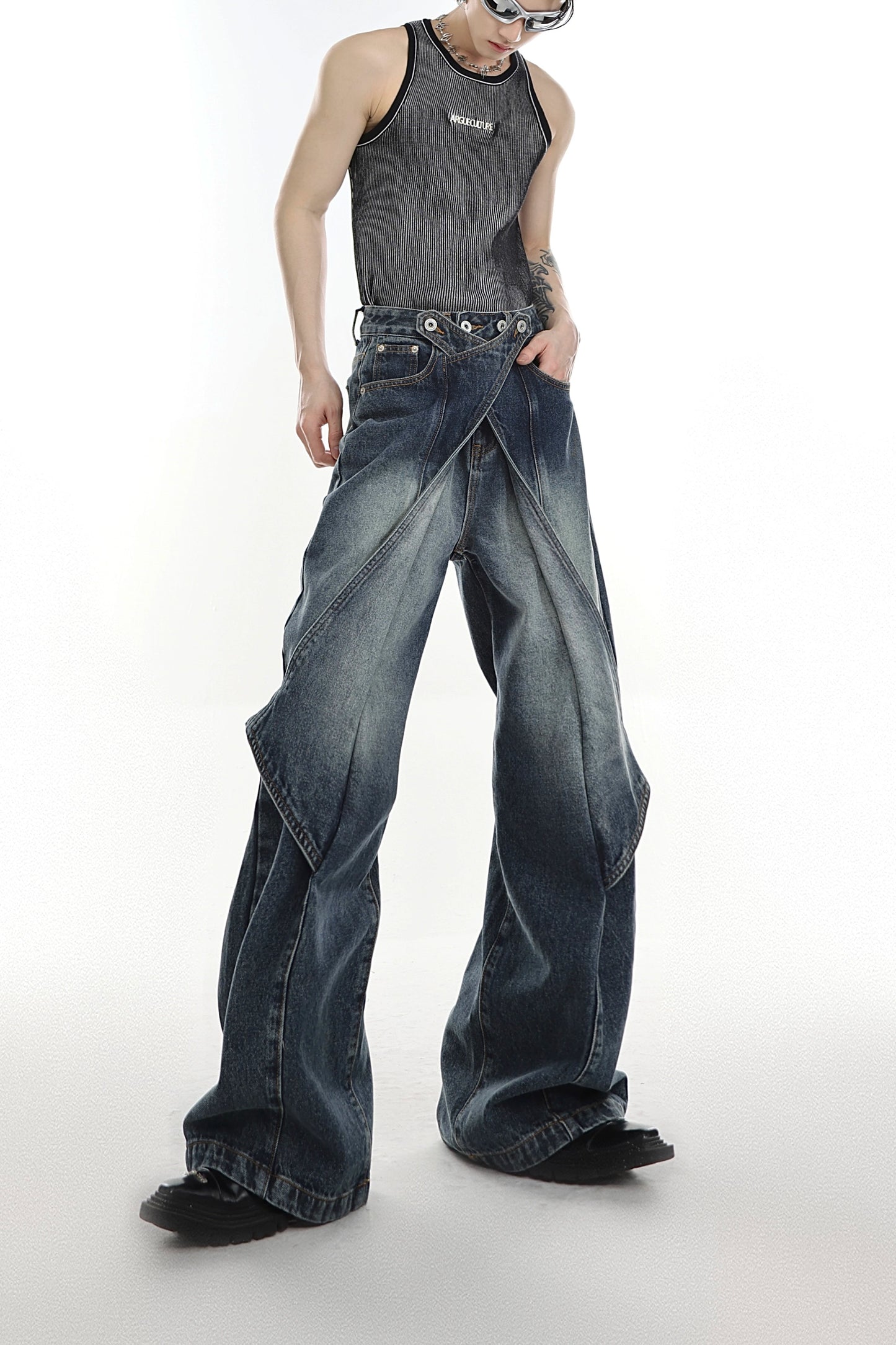 CulturE niche heavy work distressed washed jeans deconstruct the design sense of the cut-off flared pants wide-leg pants
