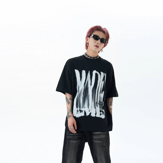 Mr. in Black, hip-hop ink style, graffiti, large letters, short sleeves, boyfriend style, oversize, trendy brand T-shirt