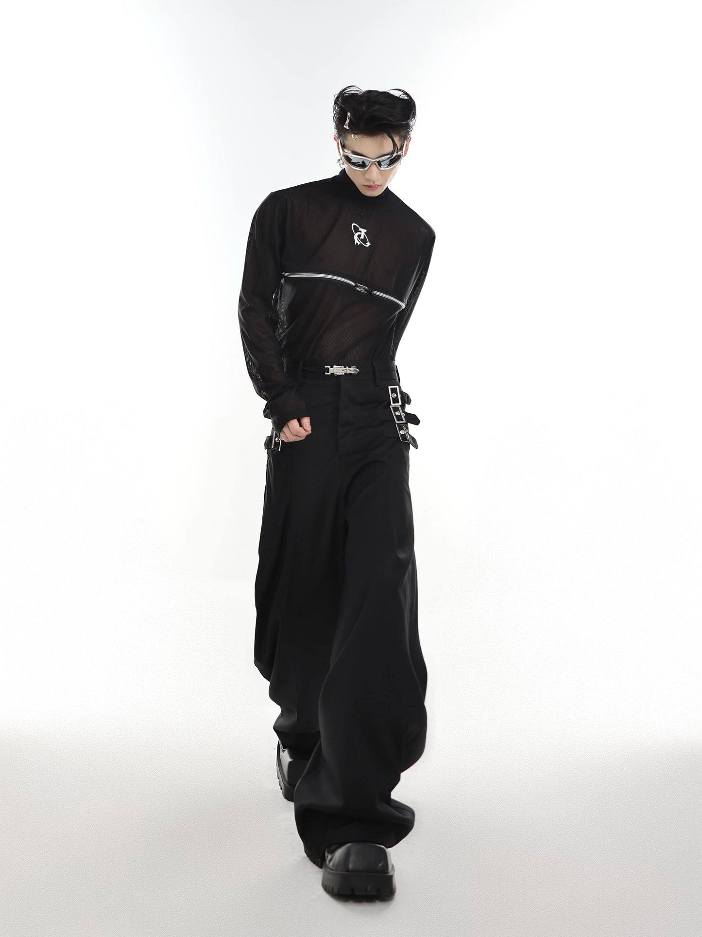 CulturE niche deconstructed metal webbing panels, wide-leg trousers for loose drape, casual high-waisted design trousers