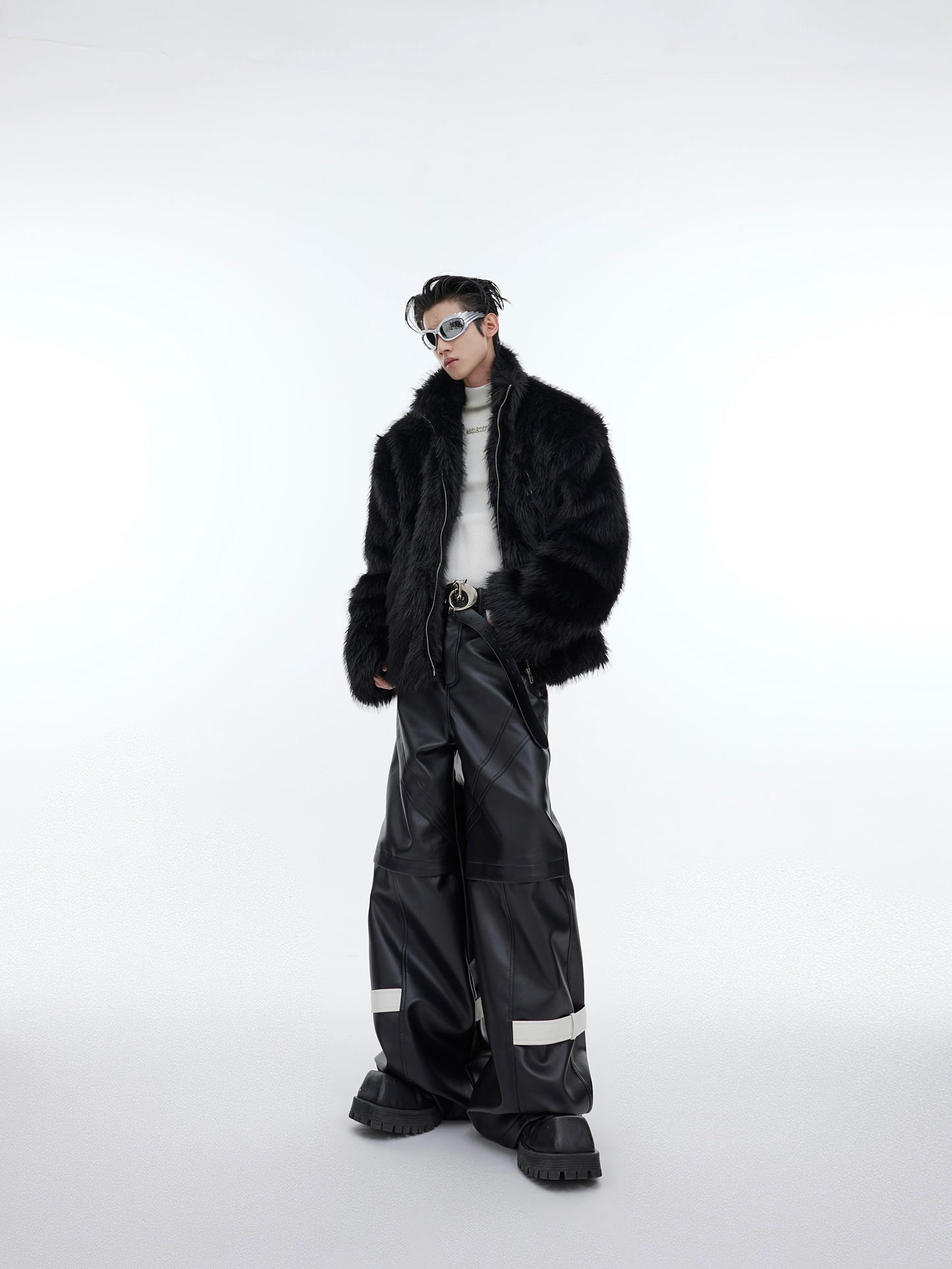 CulturE is a small niche light luxury mink plush plush jacket with a metallic design sense loose solid color cropped fur