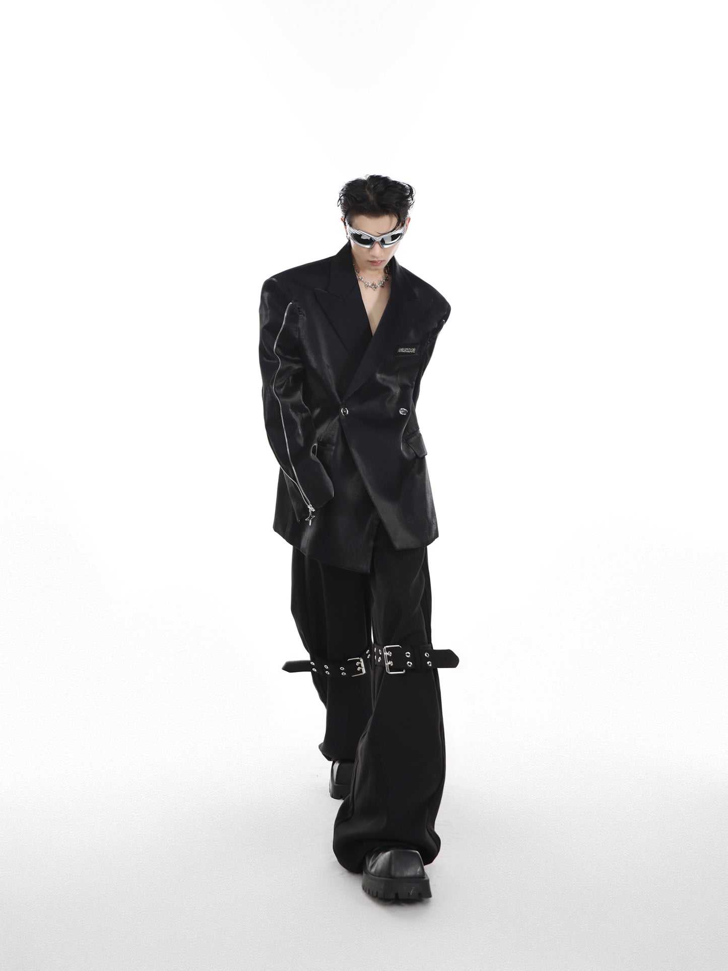 CulturE niche deconstruction liquid streamer shoulder pad silhouette suit jacket metal zipper design suit men