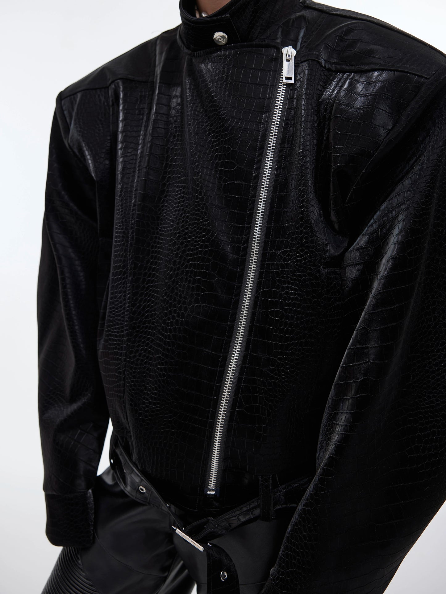 CulturE's original niche deconstructed crocodile-embossed leather jacket with a cropped silhouette jacket and a metallic design top